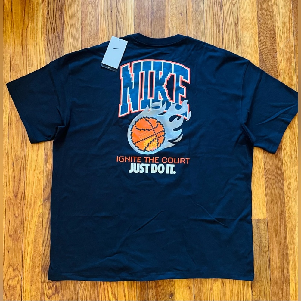 Nike Max90 Basketball T-Shirt Size XL & Nike Club Unstructured Corduroy Hat New